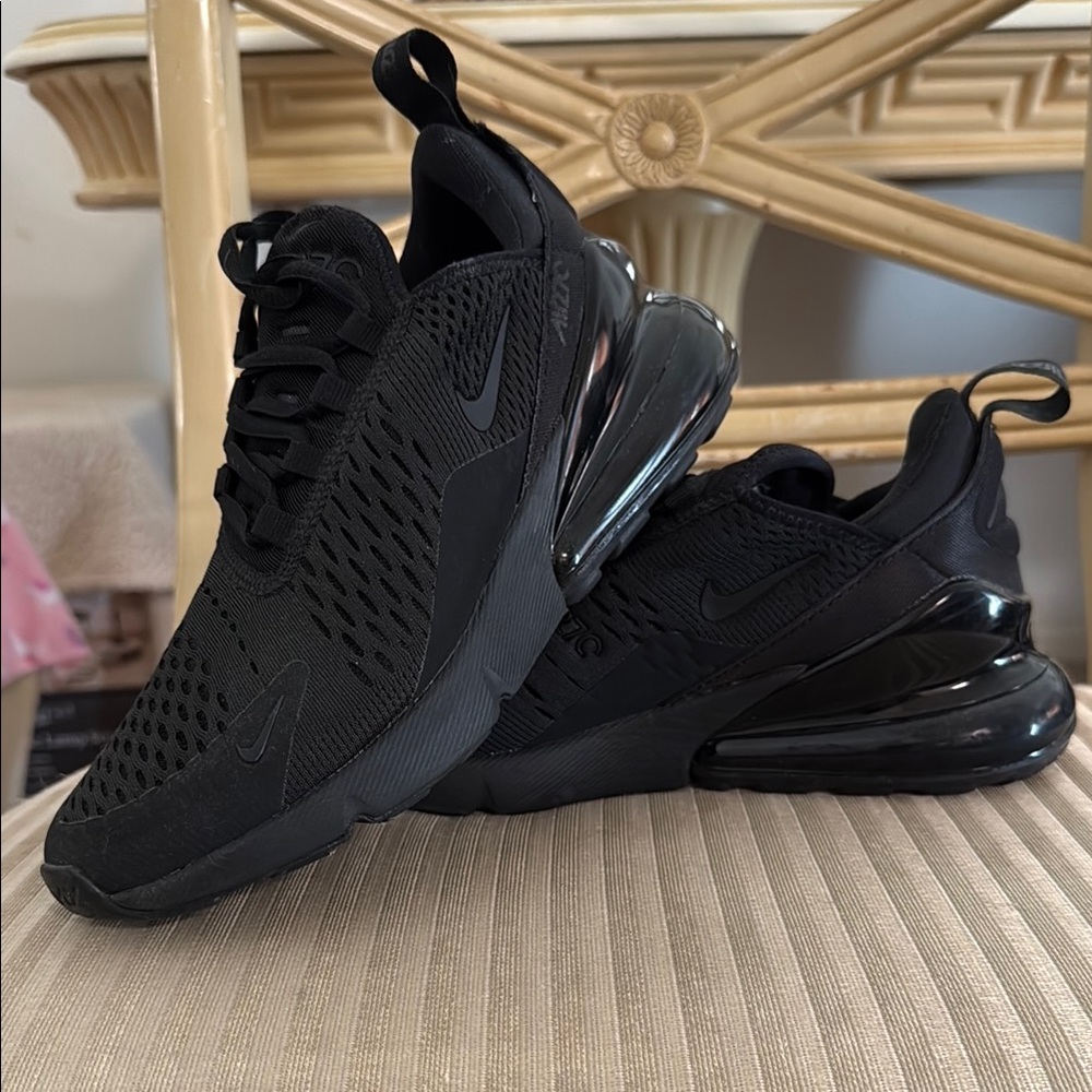 Nike Women’s Black Athletic Shoes